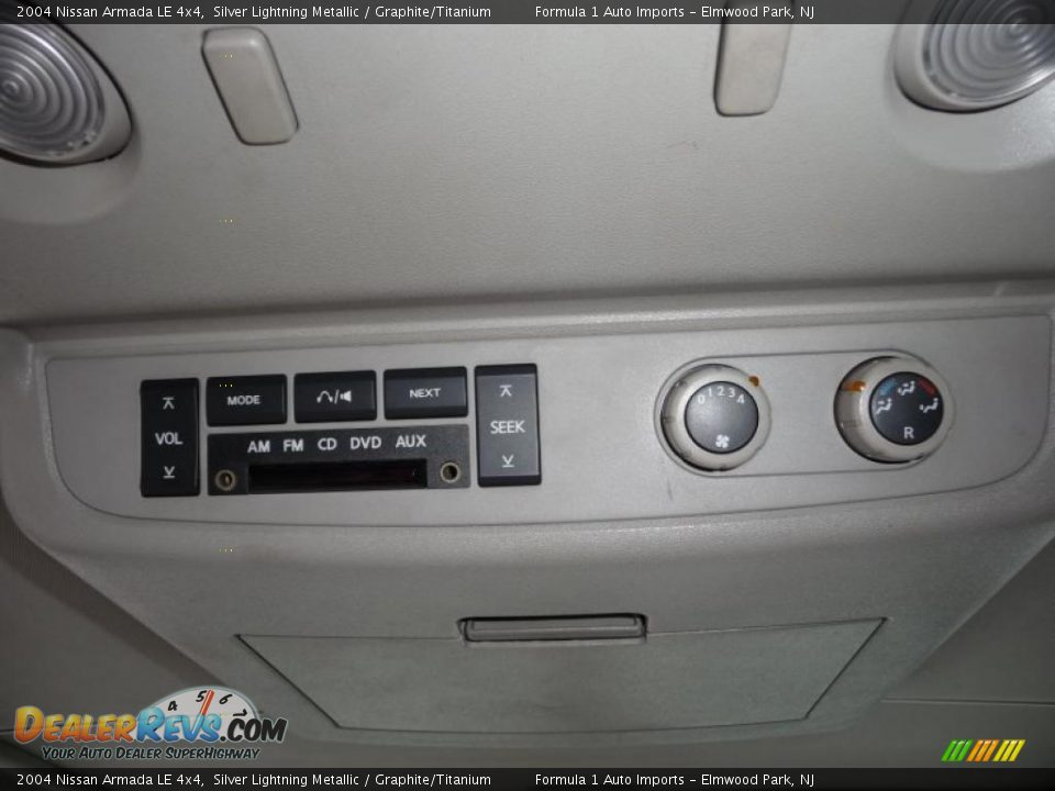 2004 Nissan Armada LE 4x4 Silver Lightning Metallic / Graphite/Titanium Photo #30