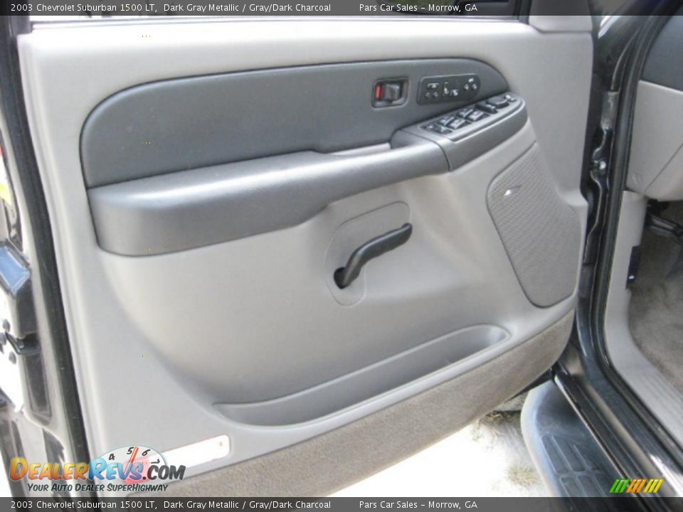 Gray/Dark Charcoal Interior - 2003 Chevrolet Suburban 1500 LT Photo #7