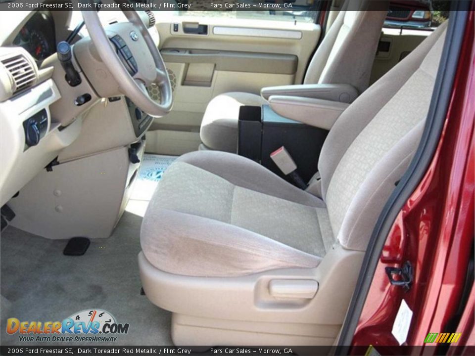 2006 Ford Freestar SE Dark Toreador Red Metallic / Flint Grey Photo #4