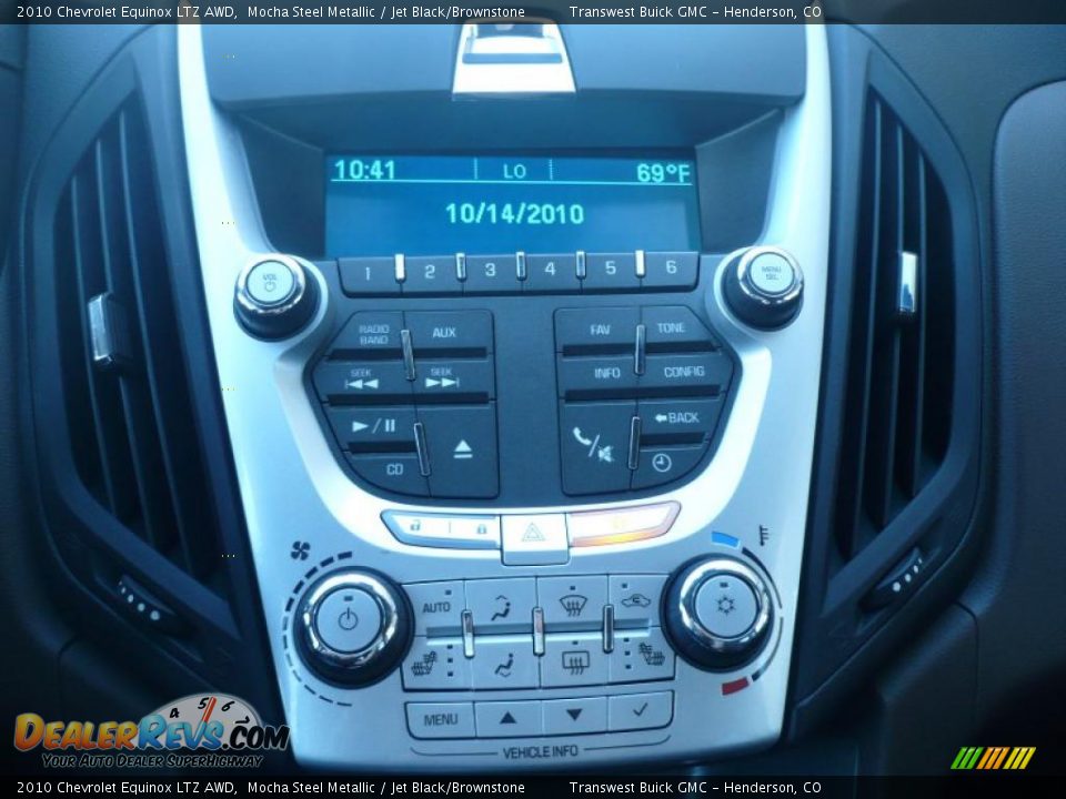 Controls of 2010 Chevrolet Equinox LTZ AWD Photo #7