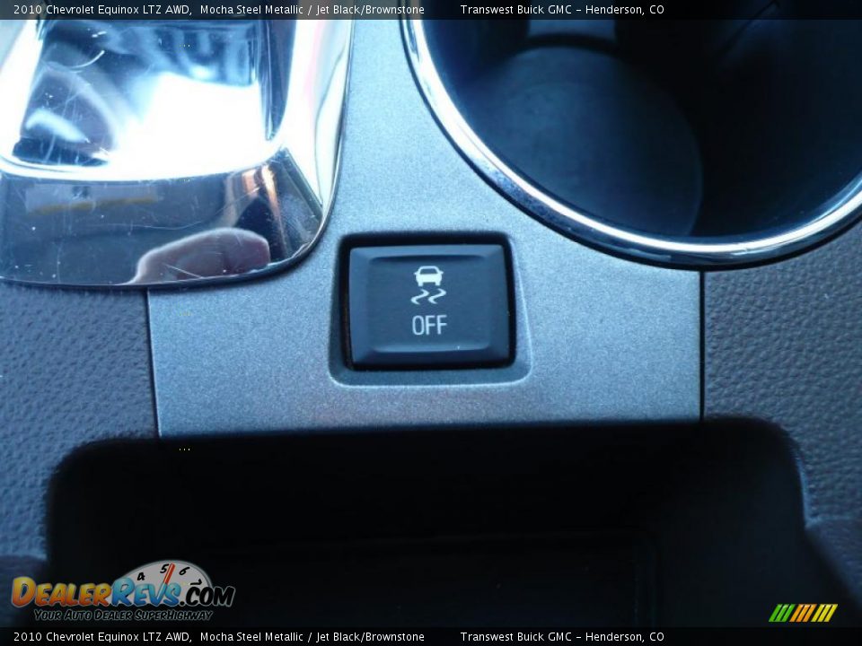 Controls of 2010 Chevrolet Equinox LTZ AWD Photo #17