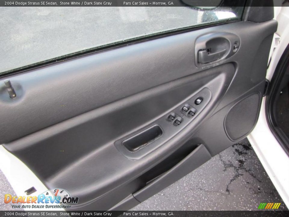 Dark Slate Gray Interior - 2004 Dodge Stratus SE Sedan Photo #7