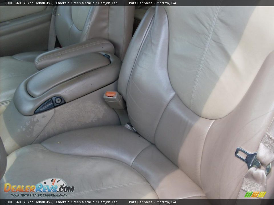 Canyon Tan Interior - 2000 GMC Yukon Denali 4x4 Photo #11