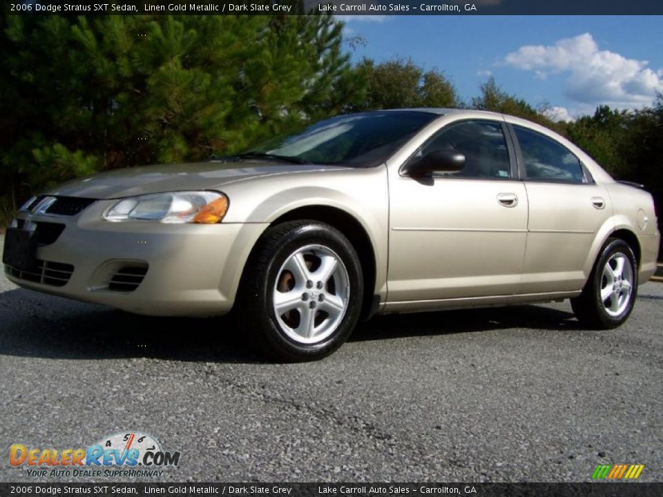 2006 Dodge Stratus SXT Sedan Linen Gold Metallic / Dark Slate Grey Photo #2
