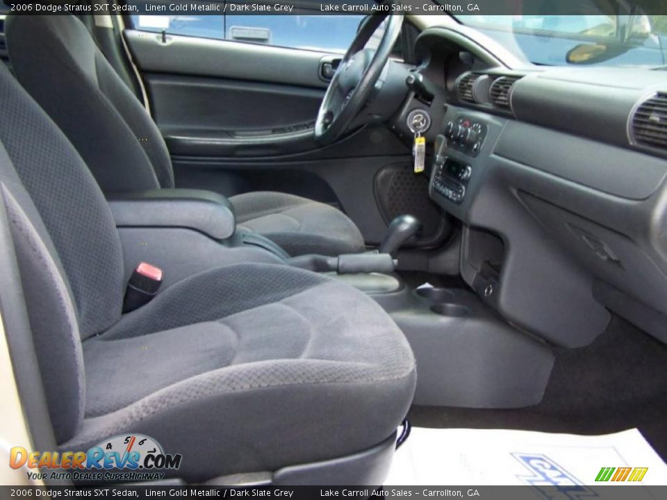 2006 Dodge Stratus SXT Sedan Linen Gold Metallic / Dark Slate Grey Photo #6
