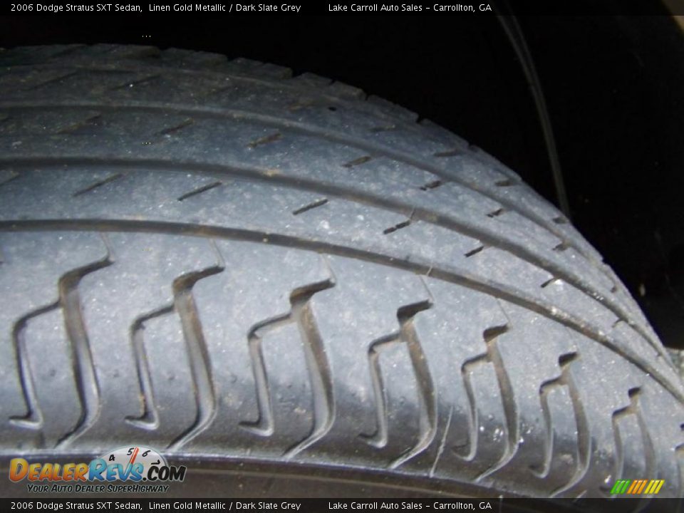 2006 Dodge Stratus SXT Sedan Linen Gold Metallic / Dark Slate Grey Photo #18