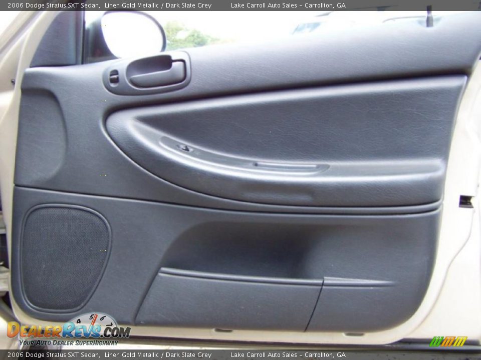 2006 Dodge Stratus SXT Sedan Linen Gold Metallic / Dark Slate Grey Photo #30