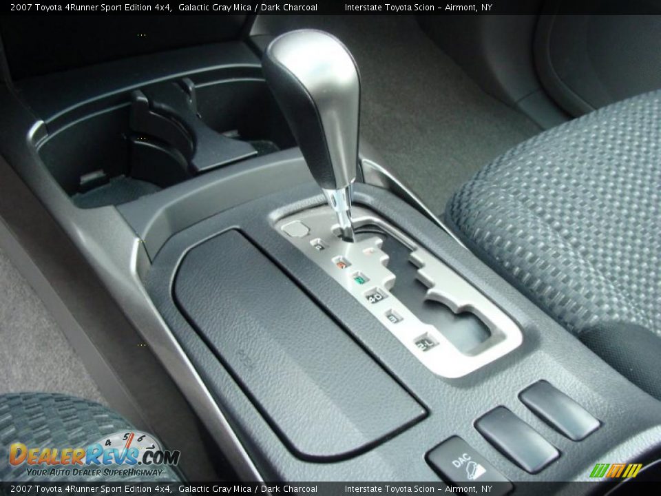 2007 Toyota 4Runner Sport Edition 4x4 Shifter Photo #14