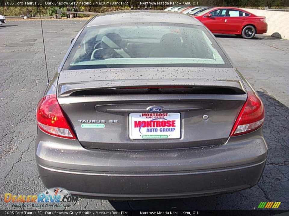 2005 Ford Taurus SE Dark Shadow Grey Metallic / Medium/Dark Flint Photo #8