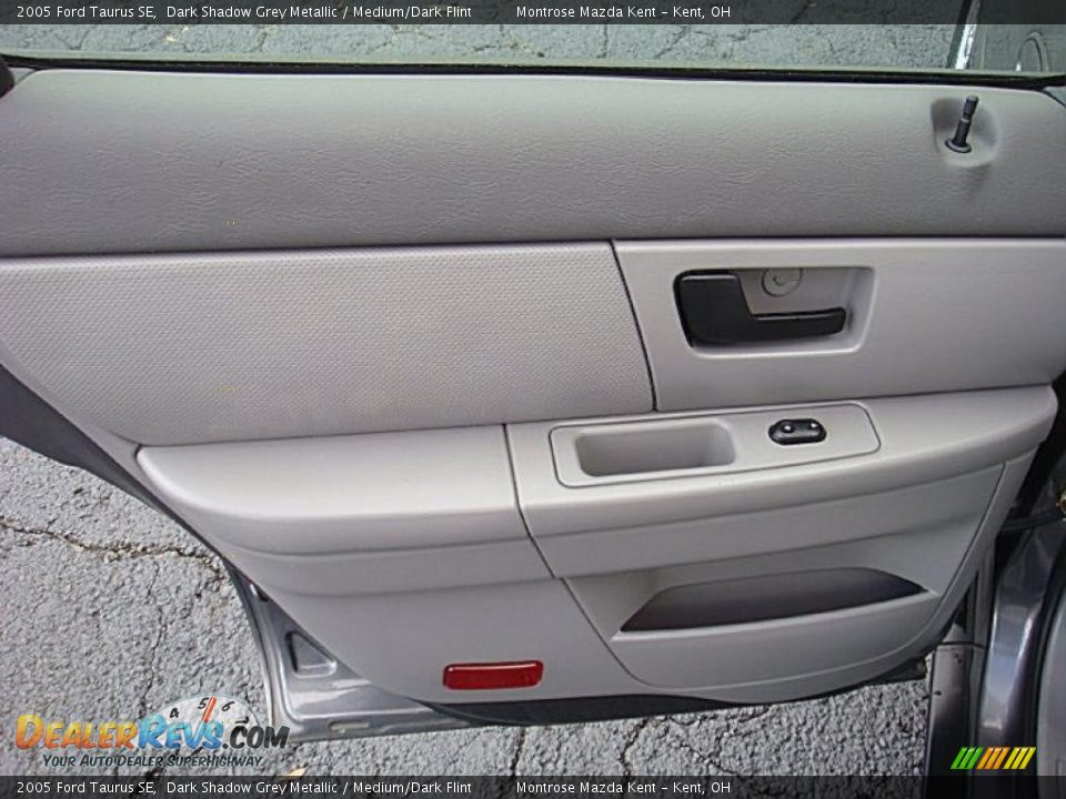 2005 Ford Taurus SE Dark Shadow Grey Metallic / Medium/Dark Flint Photo #15