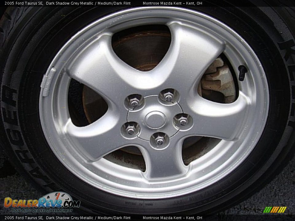 2005 Ford Taurus SE Dark Shadow Grey Metallic / Medium/Dark Flint Photo #26