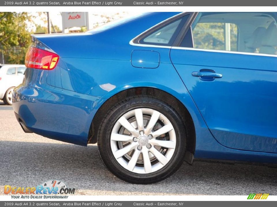 2009 Audi A4 3.2 quattro Sedan Aruba Blue Pearl Effect / Light Grey Photo #6