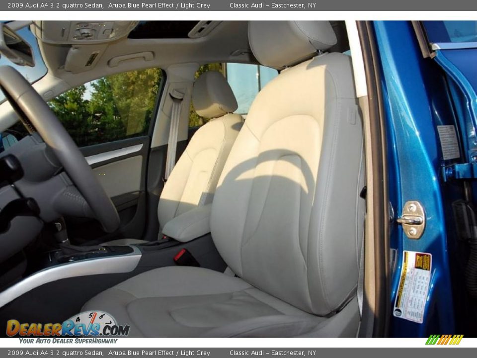 Light Grey Interior - 2009 Audi A4 3.2 quattro Sedan Photo #15