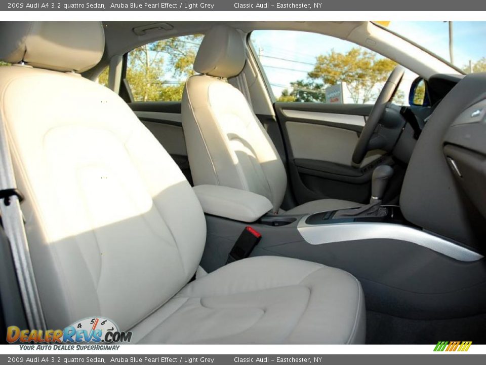 Light Grey Interior - 2009 Audi A4 3.2 quattro Sedan Photo #24