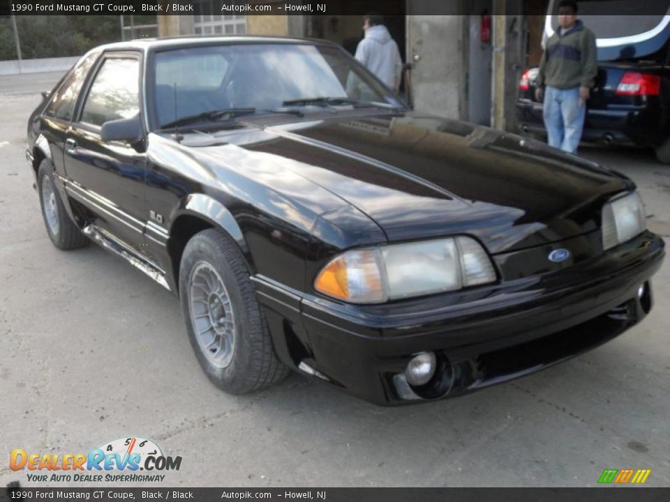 1990 Ford Mustang GT Coupe Black / Black Photo #2