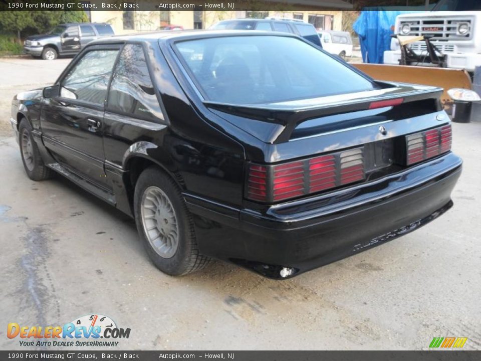 1990 Ford Mustang GT Coupe Black / Black Photo #5