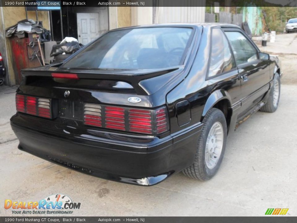 1990 Ford Mustang GT Coupe Black / Black Photo #7