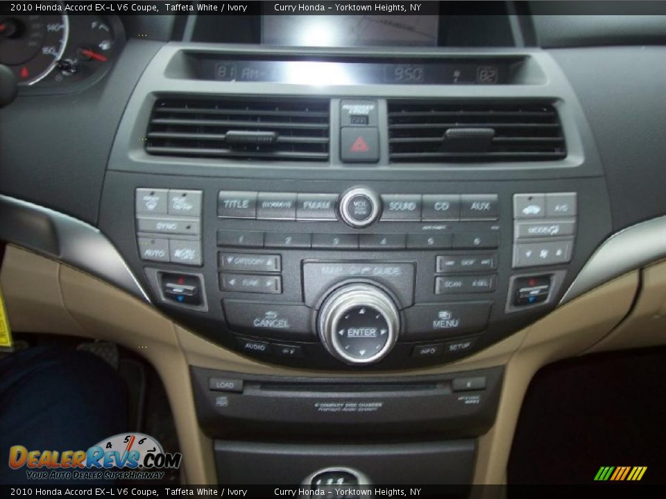 Controls of 2010 Honda Accord EX-L V6 Coupe Photo #17