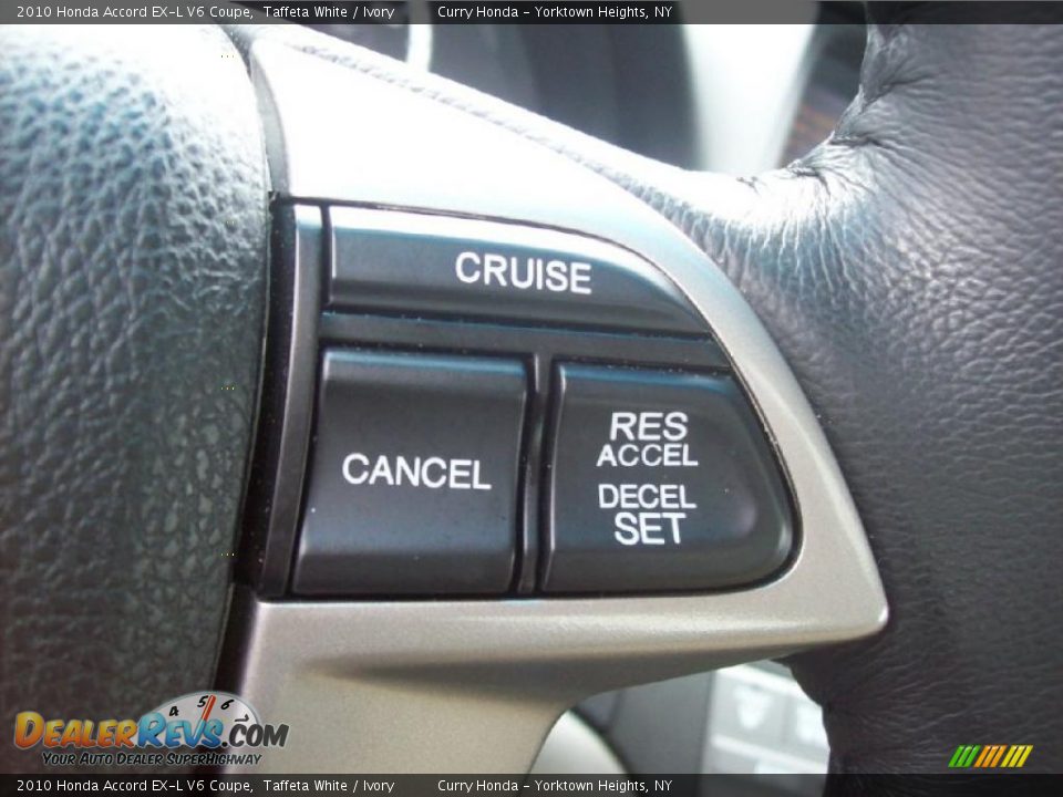 Controls of 2010 Honda Accord EX-L V6 Coupe Photo #19