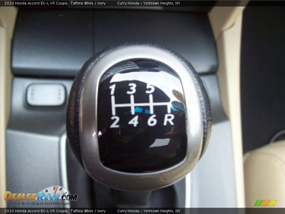 2010 Honda Accord EX-L V6 Coupe Shifter Photo #20