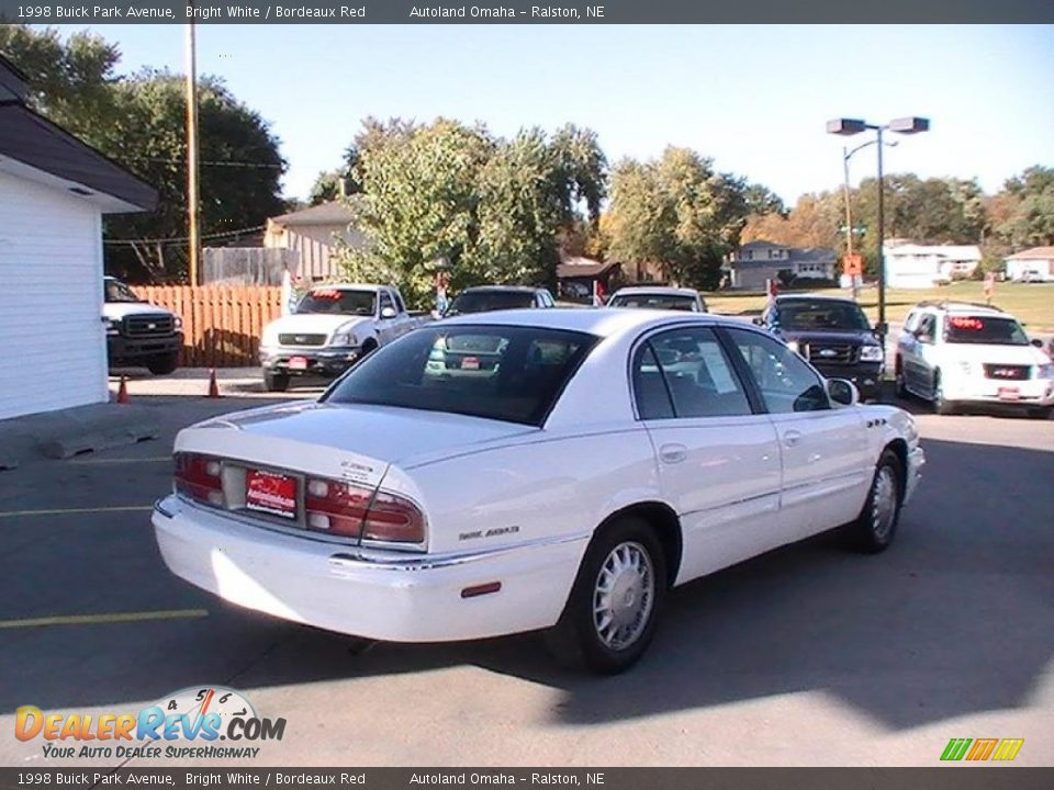 1998 Buick Park Avenue Bright White / Bordeaux Red Photo #13
