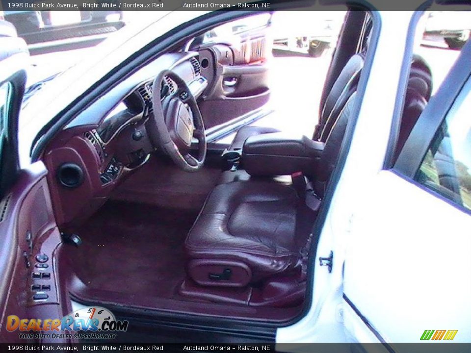Bordeaux Red Interior - 1998 Buick Park Avenue  Photo #19