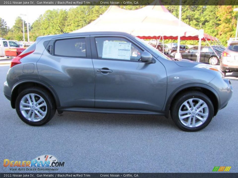 2011 Nissan Juke SV Gun Metallic / Black/Red w/Red Trim Photo #6