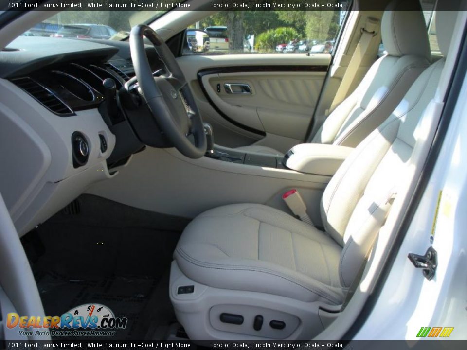 Light Stone Interior - 2011 Ford Taurus Limited Photo #5