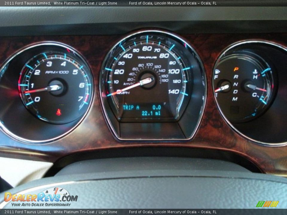 2011 Ford Taurus Limited Gauges Photo #8