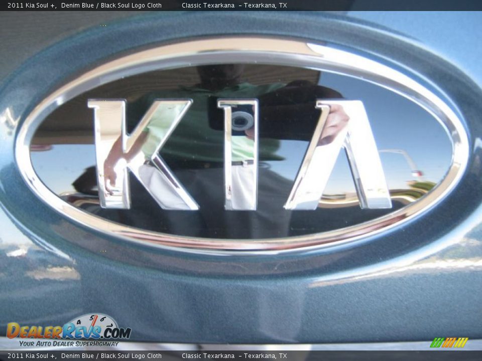 2011 Kia Soul + Denim Blue / Black Soul Logo Cloth Photo #24