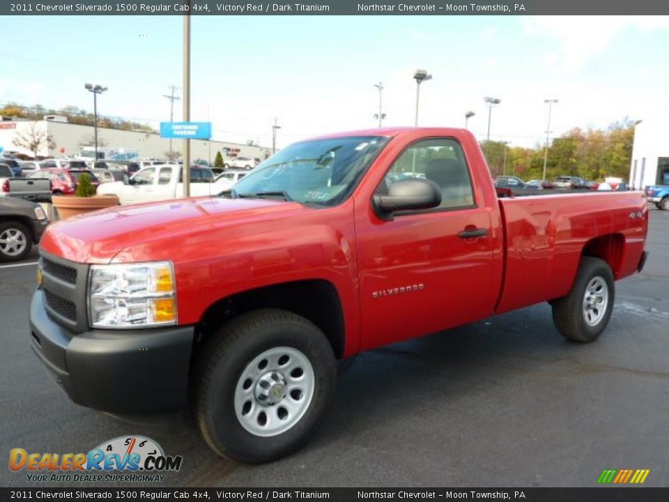 2011 Chevrolet Silverado 1500 Regular Cab 4x4 Victory Red / Dark Titanium Photo #3