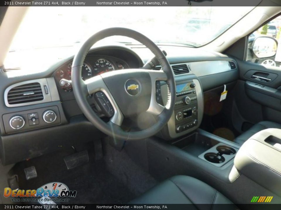 Dashboard of 2011 Chevrolet Tahoe Z71 4x4 Photo #13