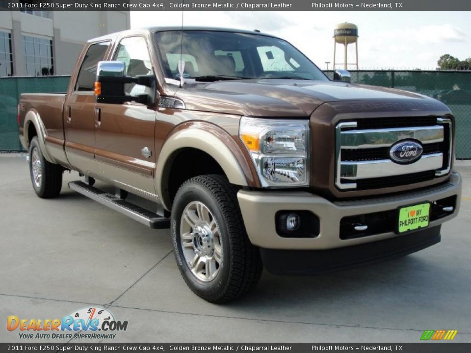 Front 3/4 View of 2011 Ford F250 Super Duty King Ranch Crew Cab 4x4 Photo #1