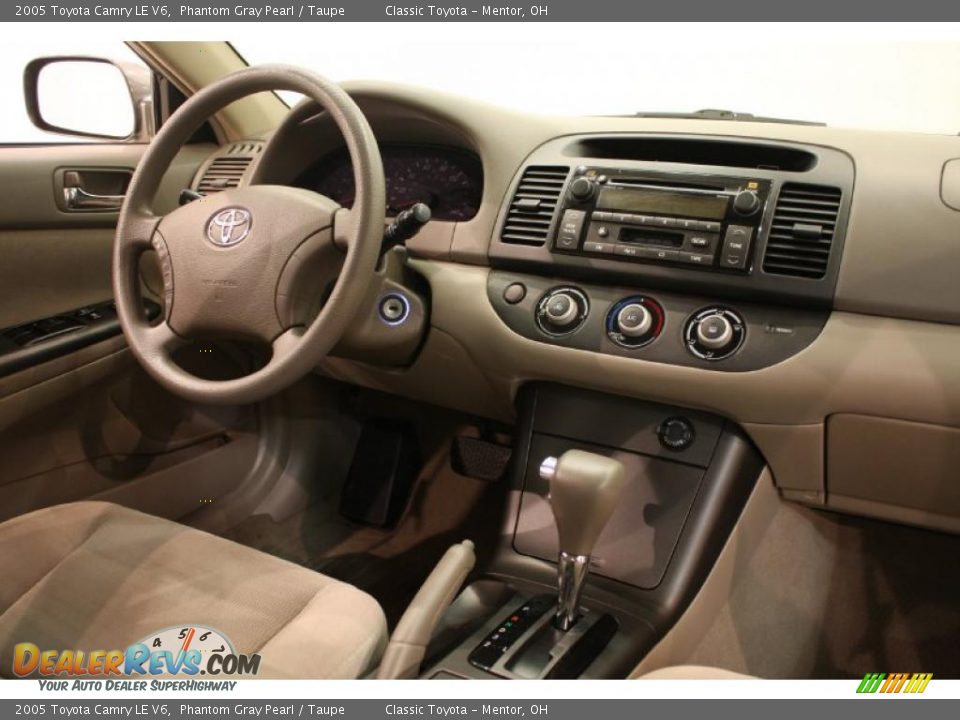Taupe Interior 2005 Toyota Camry Le V6 Photo 17
