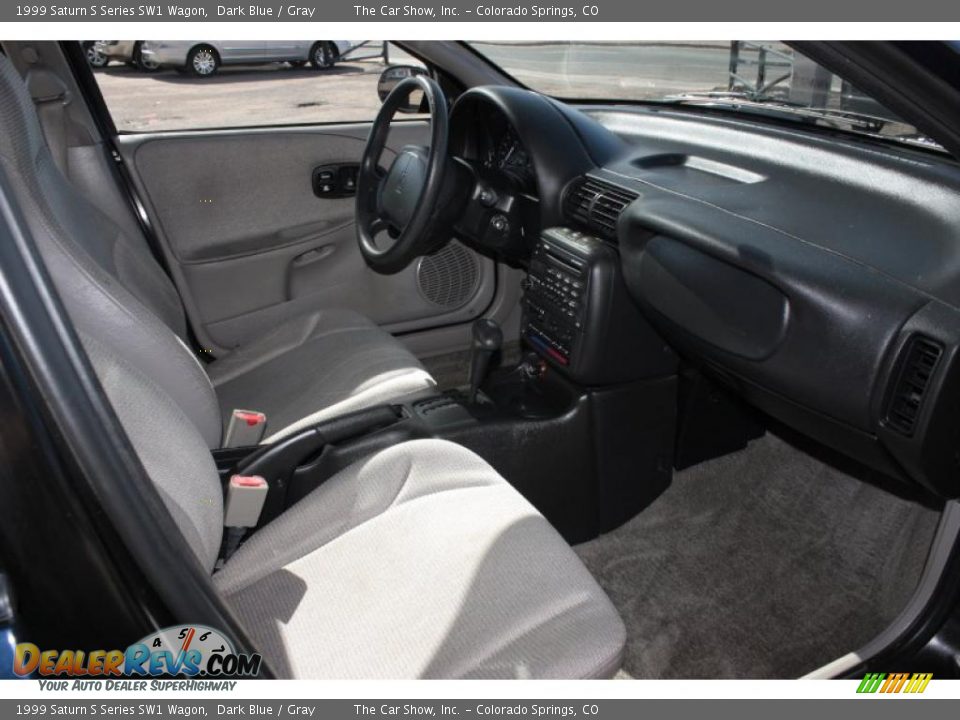 Gray Interior - 1999 Saturn S Series SW1 Wagon Photo #11