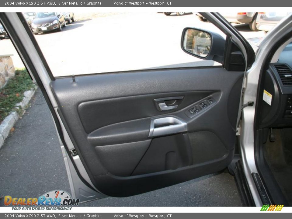 Door Panel of 2004 Volvo XC90 2.5T AWD Photo #12