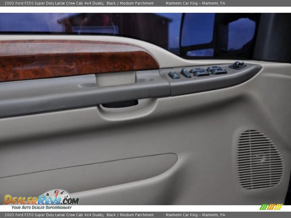 2003 Ford F350 Super Duty Lariat Crew Cab 4x4 Dually Black / Medium Parchment Photo #9