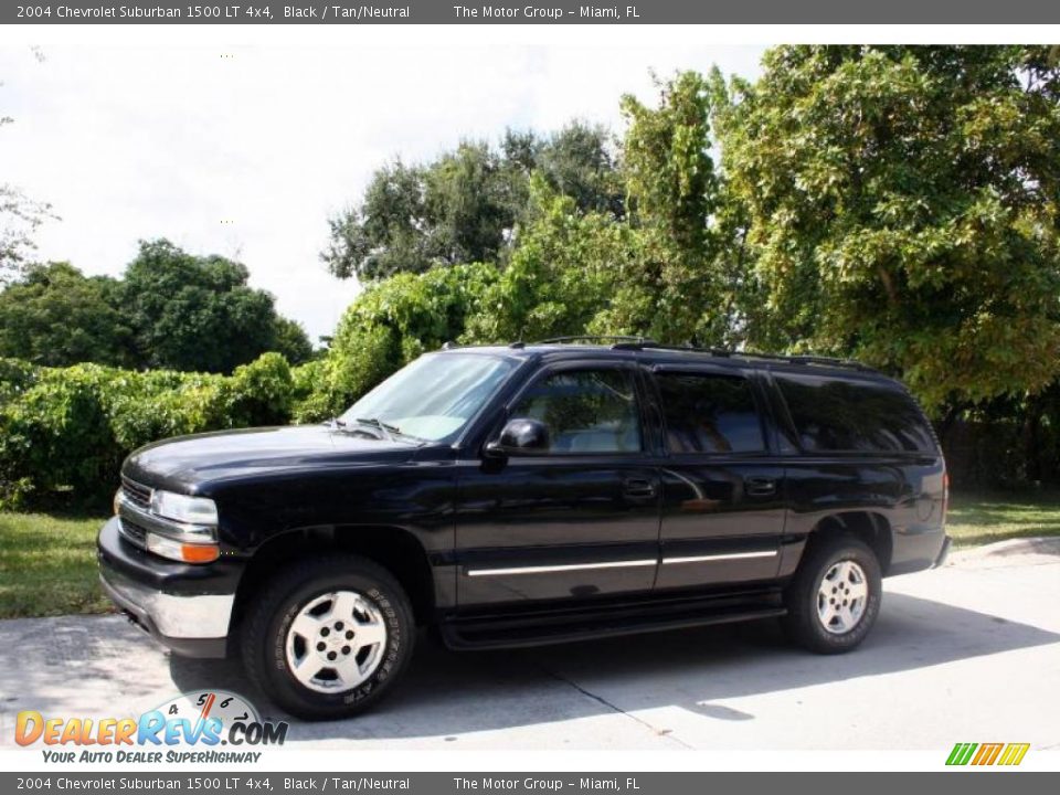 2004 Chevrolet Suburban 1500 LT 4x4 Black / Tan/Neutral Photo #2