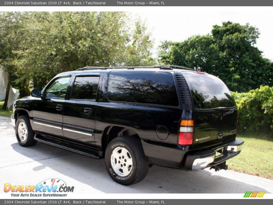2004 Chevrolet Suburban 1500 LT 4x4 Black / Tan/Neutral Photo #6