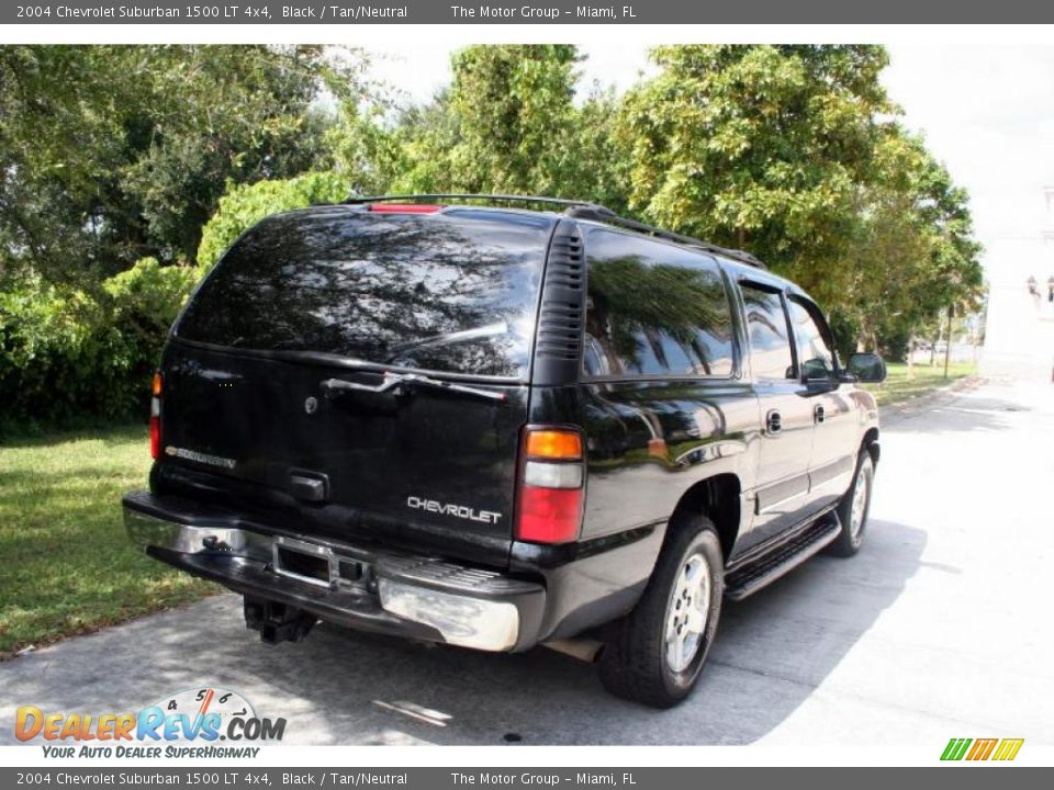 2004 Chevrolet Suburban 1500 LT 4x4 Black / Tan/Neutral Photo #9