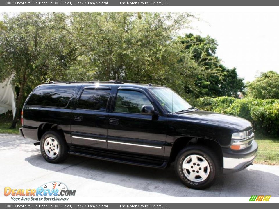 2004 Chevrolet Suburban 1500 LT 4x4 Black / Tan/Neutral Photo #13