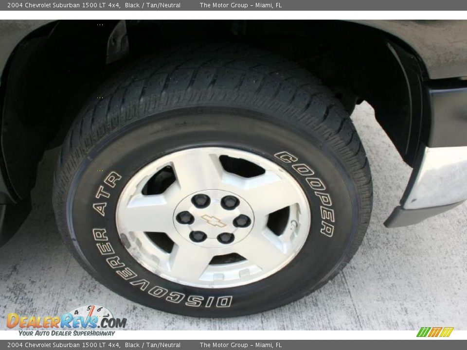 2004 Chevrolet Suburban 1500 LT 4x4 Wheel Photo #26
