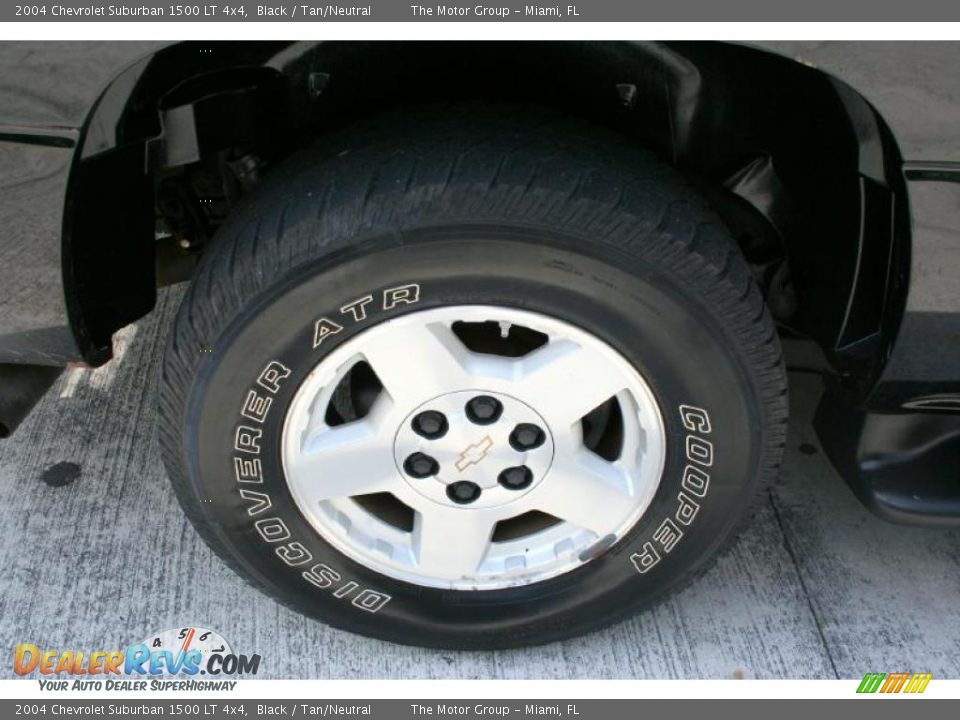 2004 Chevrolet Suburban 1500 LT 4x4 Wheel Photo #27
