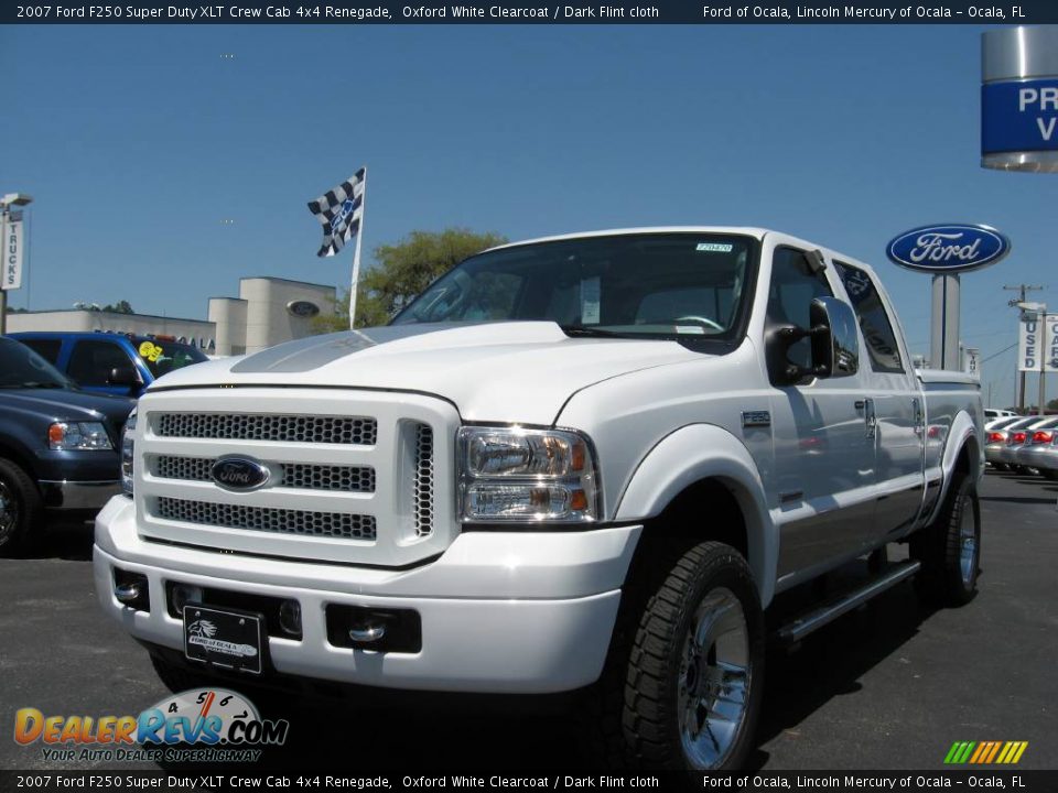 2007 Ford F250 Super Duty XLT Crew Cab 4x4 Renegade Oxford White Clearcoat / Dark Flint cloth Photo #1