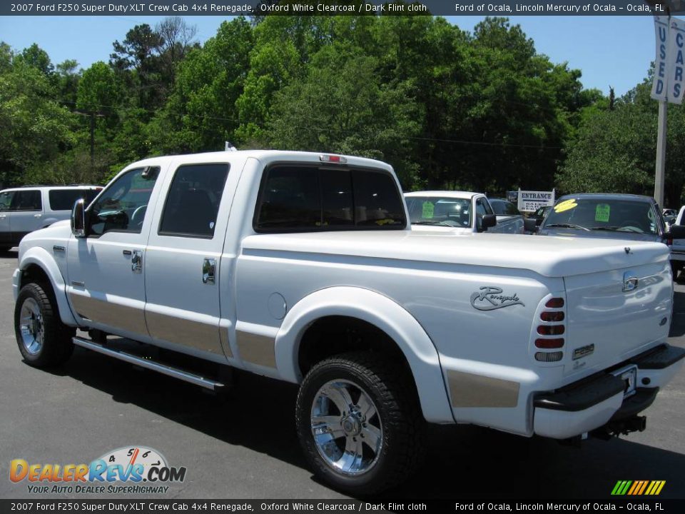 2007 Ford F250 Super Duty XLT Crew Cab 4x4 Renegade Oxford White Clearcoat / Dark Flint cloth Photo #3