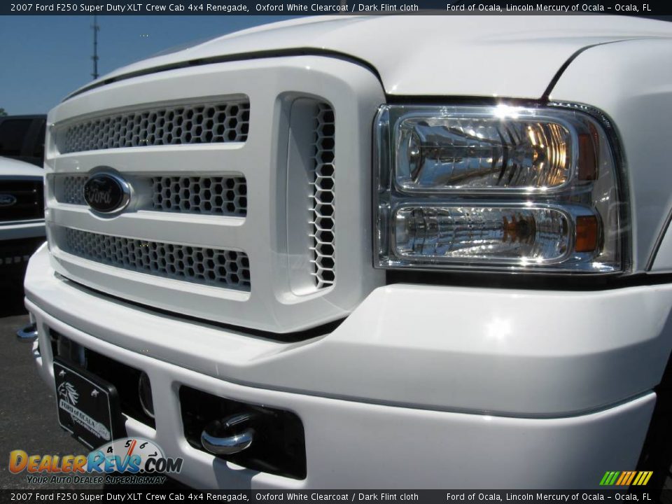 2007 Ford F250 Super Duty XLT Crew Cab 4x4 Renegade Oxford White Clearcoat / Dark Flint cloth Photo #4