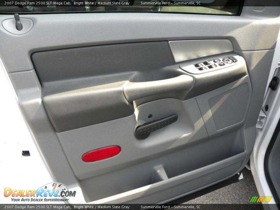 2007 Dodge Ram 2500 SLT Mega Cab Bright White / Medium Slate Gray Photo #5