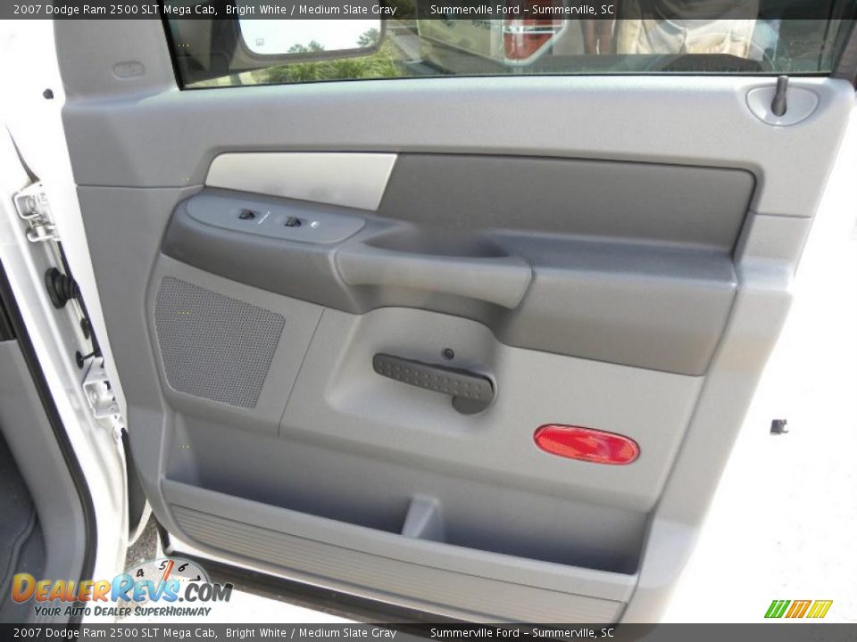 2007 Dodge Ram 2500 SLT Mega Cab Bright White / Medium Slate Gray Photo #9