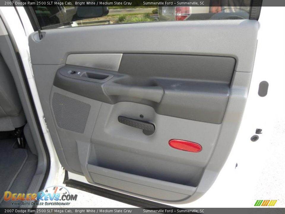 2007 Dodge Ram 2500 SLT Mega Cab Bright White / Medium Slate Gray Photo #11