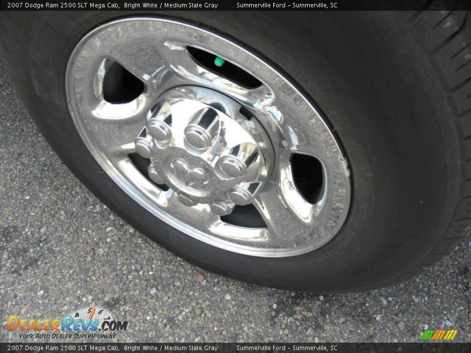 2007 Dodge Ram 2500 SLT Mega Cab Bright White / Medium Slate Gray Photo #17